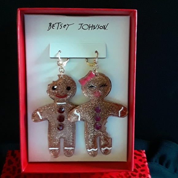Betsey Johnson CHRISTMAS GINGERBREAD EARRINGS